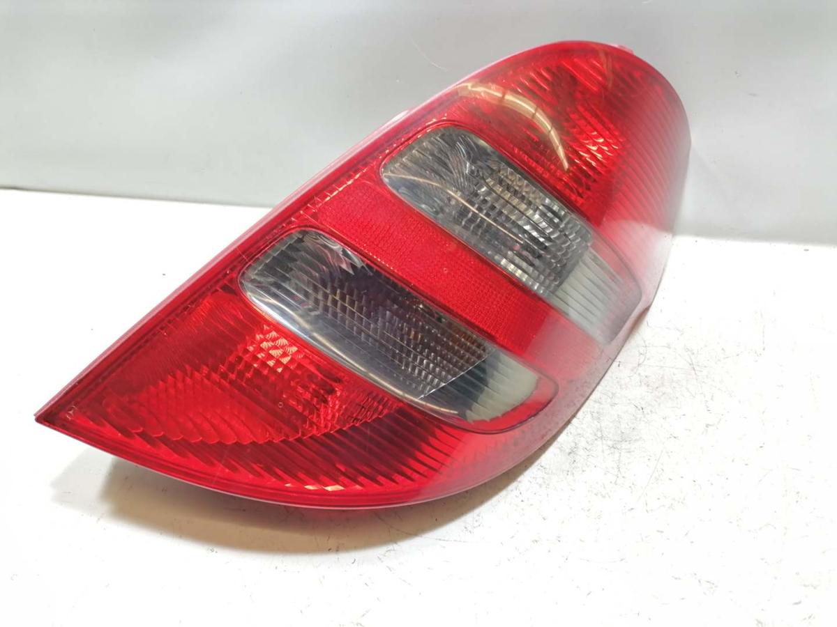 Mercedes A Klasse W169 original R&uuml;cklicht R&uuml;ckleuchte Schlussleuchte rechts Avantgarde Bj.2007